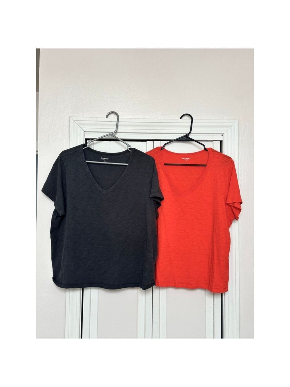 Bundle of 2 Old Navy Everywhere V-neck tees t-shirts Soft Relaxed Fit XL